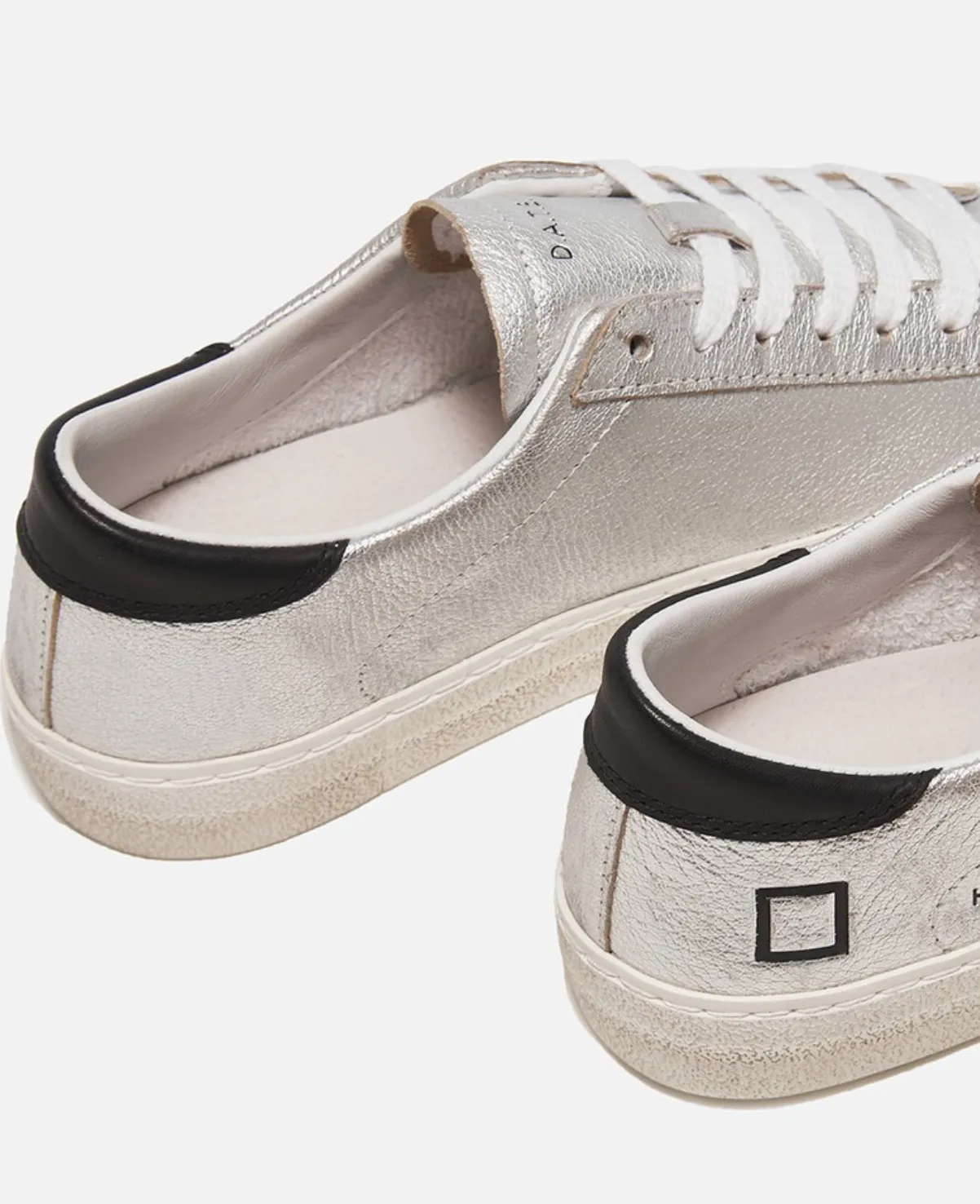 D.A.T.E. Hill Low Shiny Silver Leather Trainers