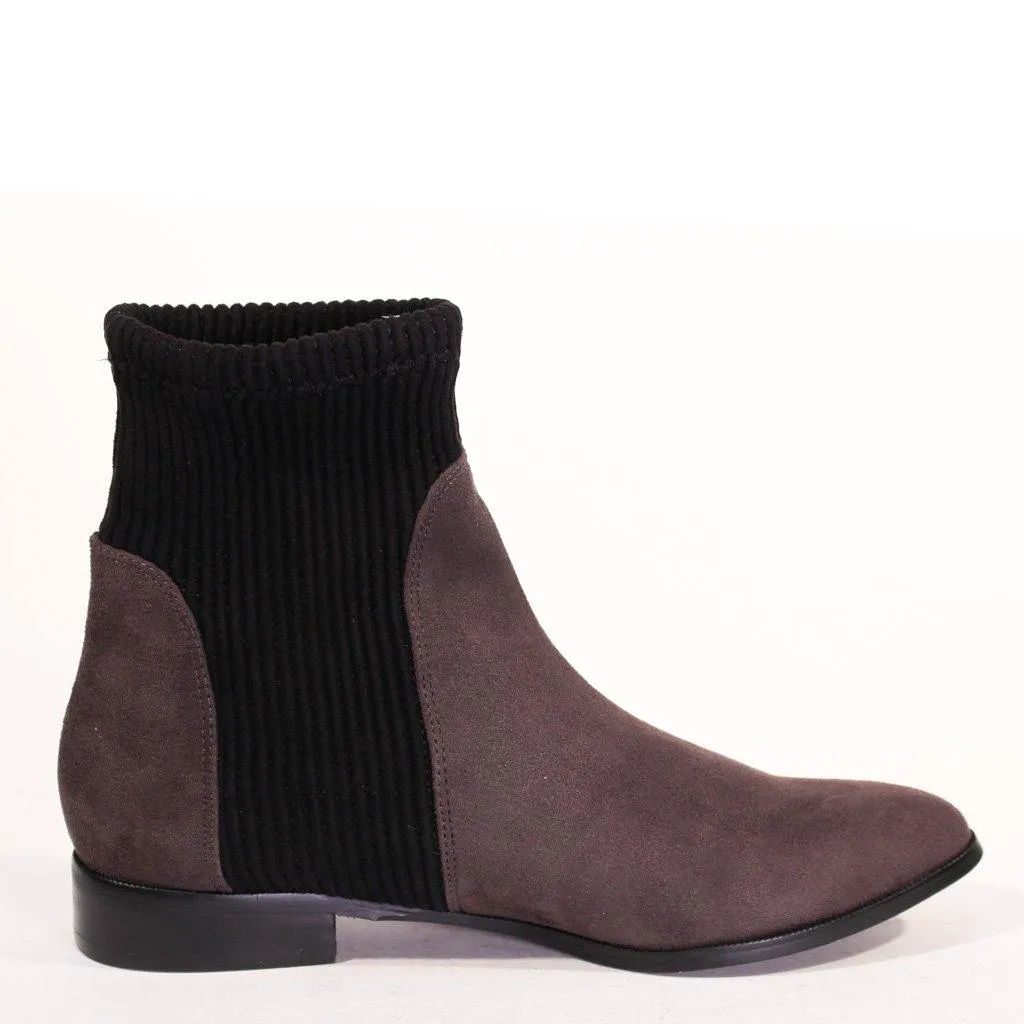 Davina Suede Chelsea Boots